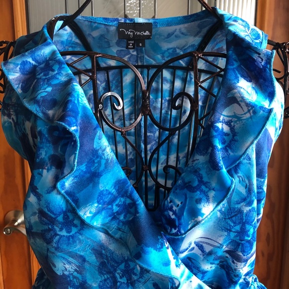 Dress - Picture 3 of 5